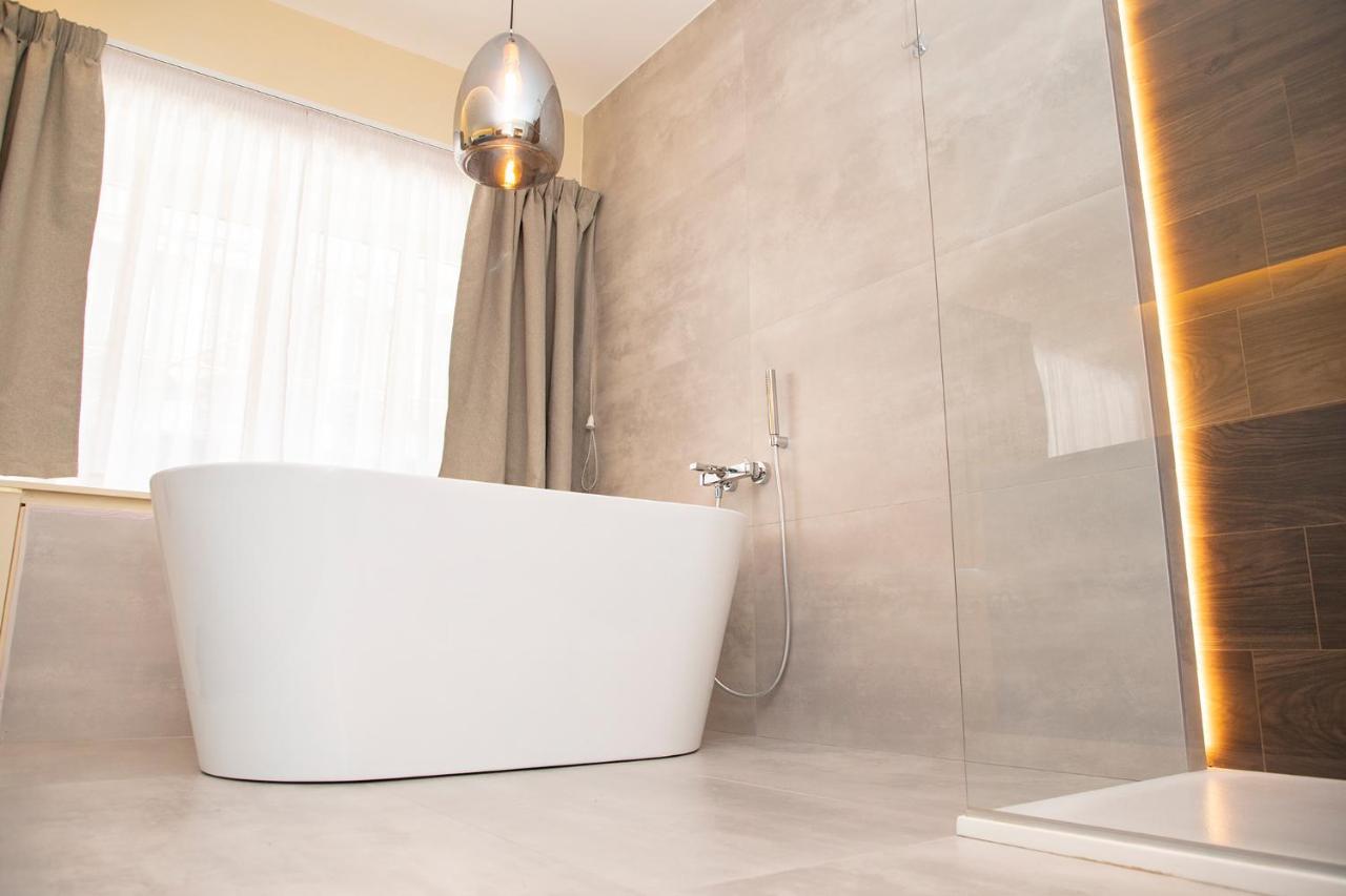 South Hands Luxury Rooms Napoli Exterior foto